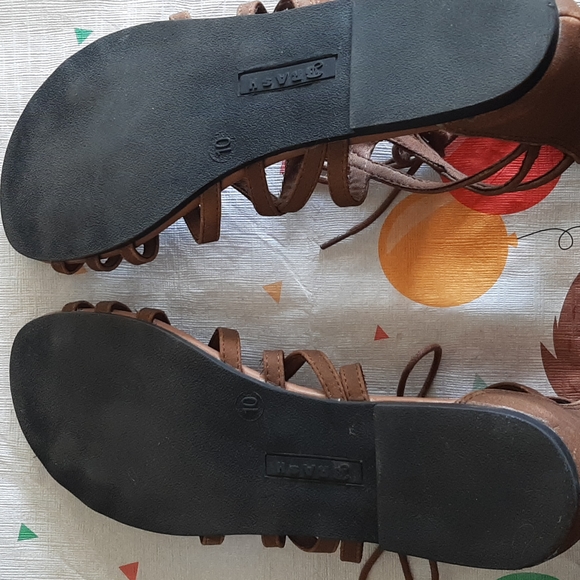 Brash lace up sandals - Picture 2 of 4